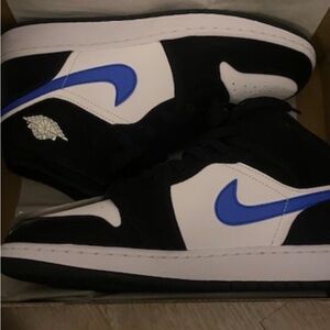 Air Jordan 1 Mid (GS)